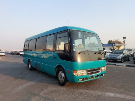 2010 MITSUBISHI MINI BUS 2WD AT