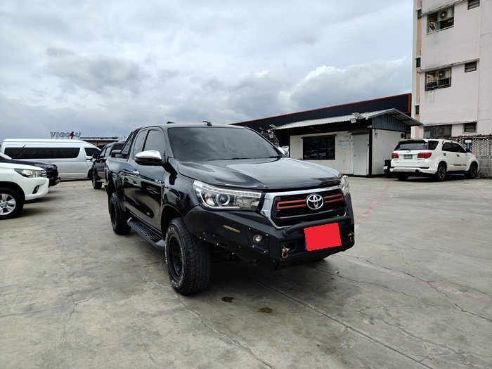 2019 TOYOTA SMART CAB 4WD MN