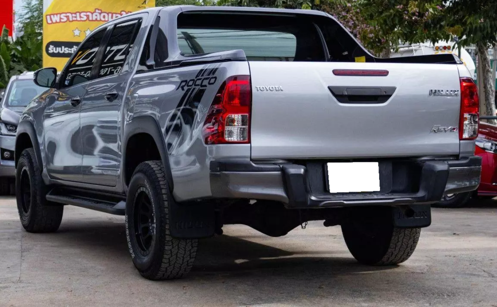 2019 Toyota Hilux Revo Double Cab 2.4 Prerunner Rocco